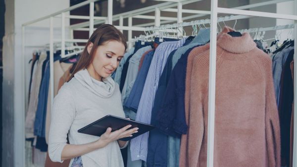 Mastering Retail with AI: Predict Consumer Behavior Trends for Ultimate Success