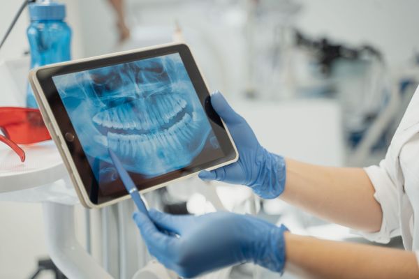 Top Success Tactics for UK Health Tech Startups in a Competitive Market